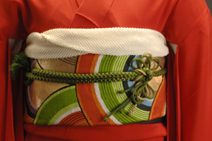 �сY�𒱂̗l�ɂ��ł₩��